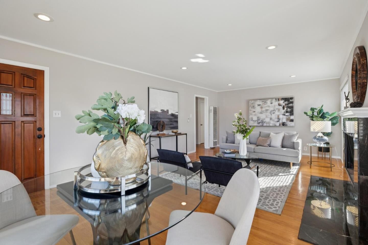 Property Photo: 26142 Gettysburg Avenue CA 94545