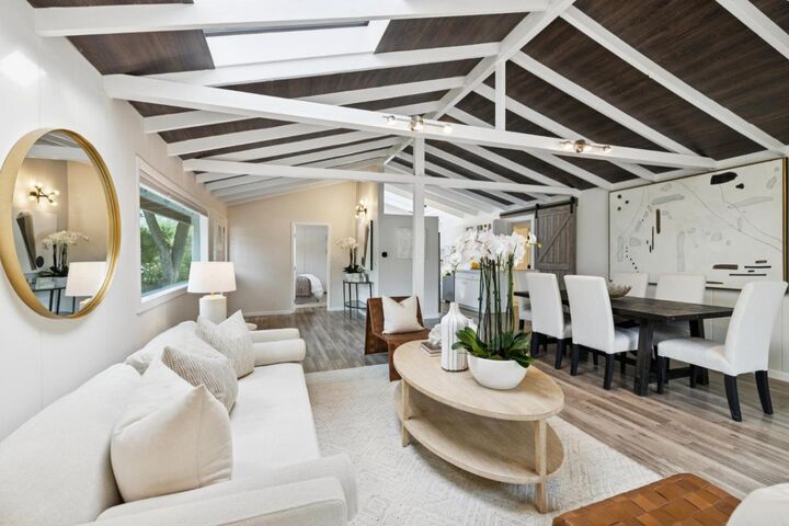 Property Photo:  76 Old Spanish Trail  CA 94028 