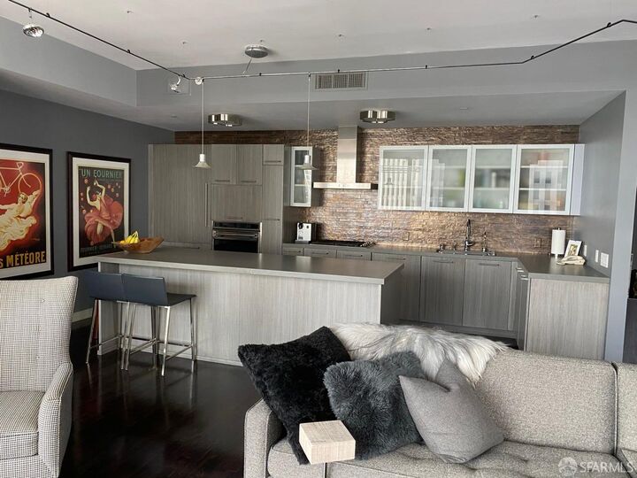 Property Photo:  301 Mission Street 35C  CA 94105 