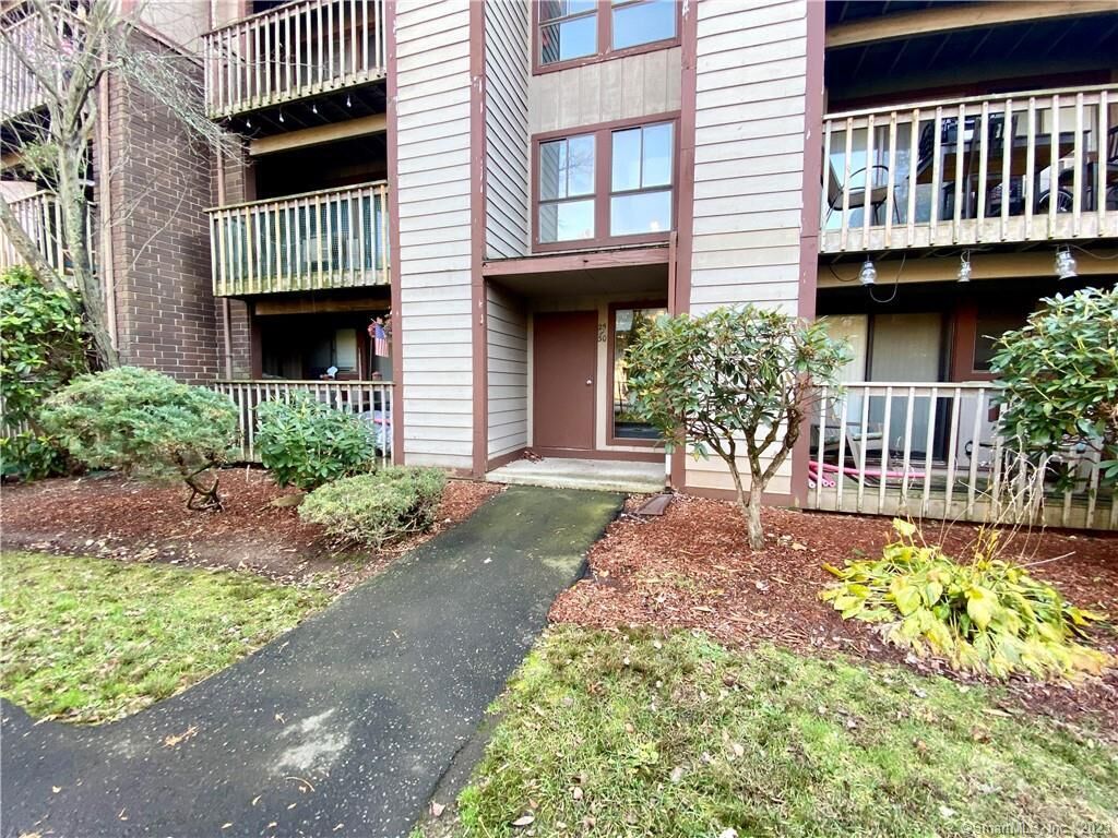 Property Photo:  130 Coe Avenue 29  CT 06512 