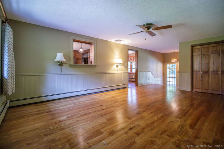 Property Photo:  63 Unionville Avenue  CT 06062