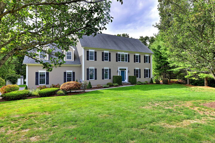 14 Ironwood Way  Orange CT 06477 photo