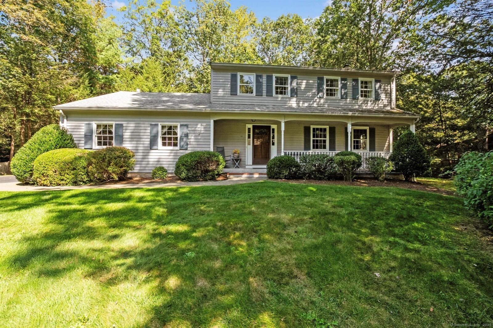 Property Photo:  16 Berkshire Way  CT 06070 