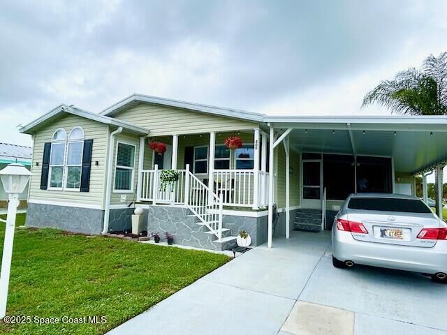 Property Photo:  500 Royal Tern Drive  FL 32976 