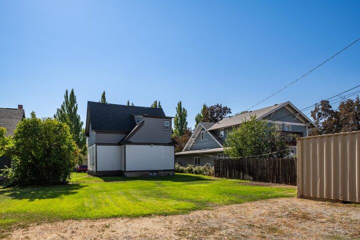 Property Photo: 315 E Sinto Ave WA 99202
