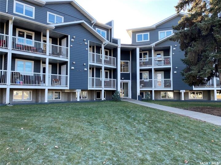 515 28th Street E 205  Prince Albert SK S6X 1X8 photo