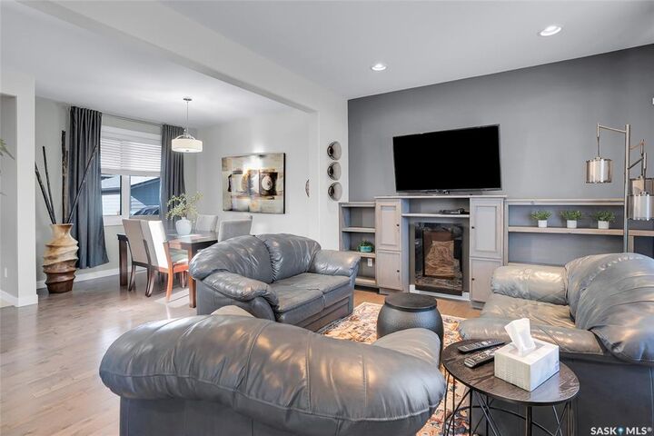 Property Photo:  407 Golden Willow Way  SK S0K 4S2 