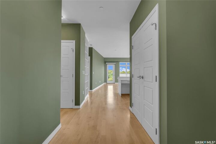 Property Photo:  922 Broadway Avenue 501  SK S7N 1B7 