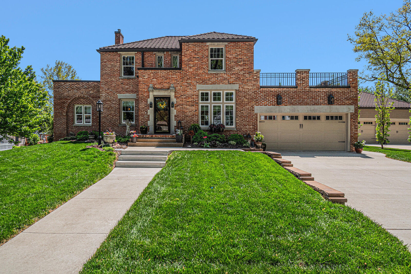 Property Photo:  1020 E Valley St  Street  IA 51566 