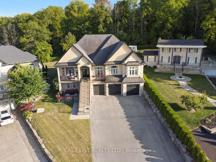 82 Margaret Avenue — photo 1