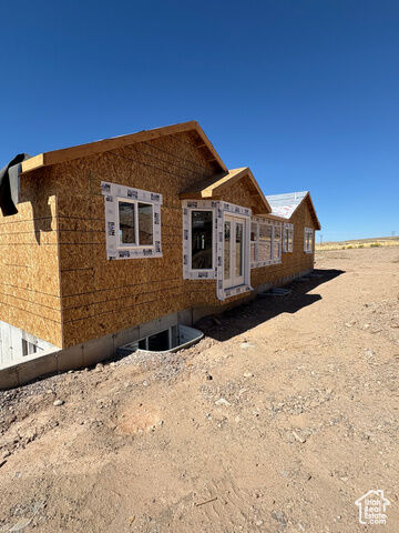 Property Photo: 1586 N 250 E UT 84648