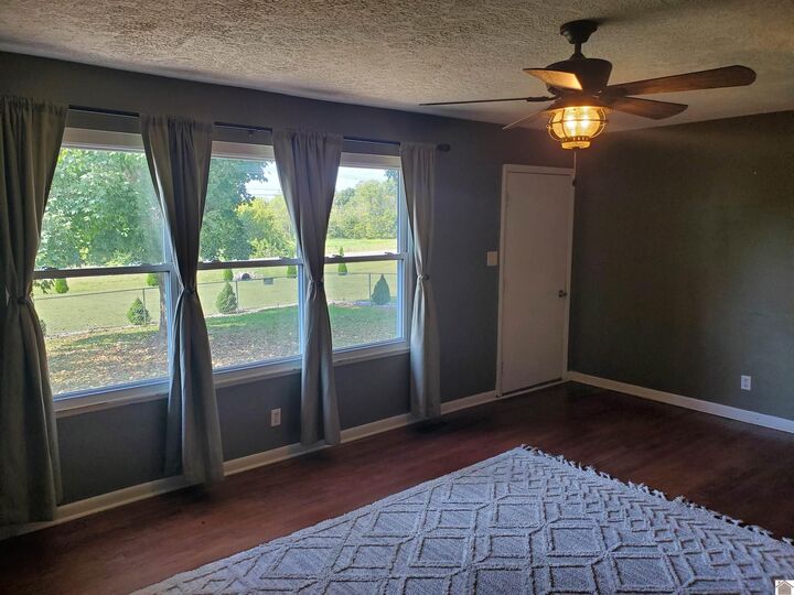 Property Photo: 6288 US Highway 60 West KY 42064