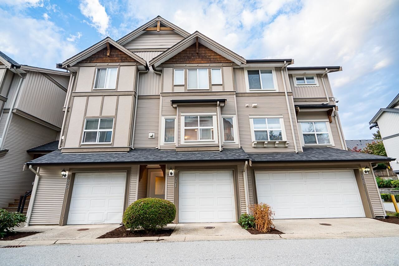 Property Photo:  12677 63 Avenue 21  BC V3X 3T3 