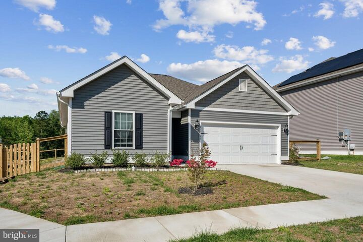 Property Photo: 17026 Rollins Road VA 22427
