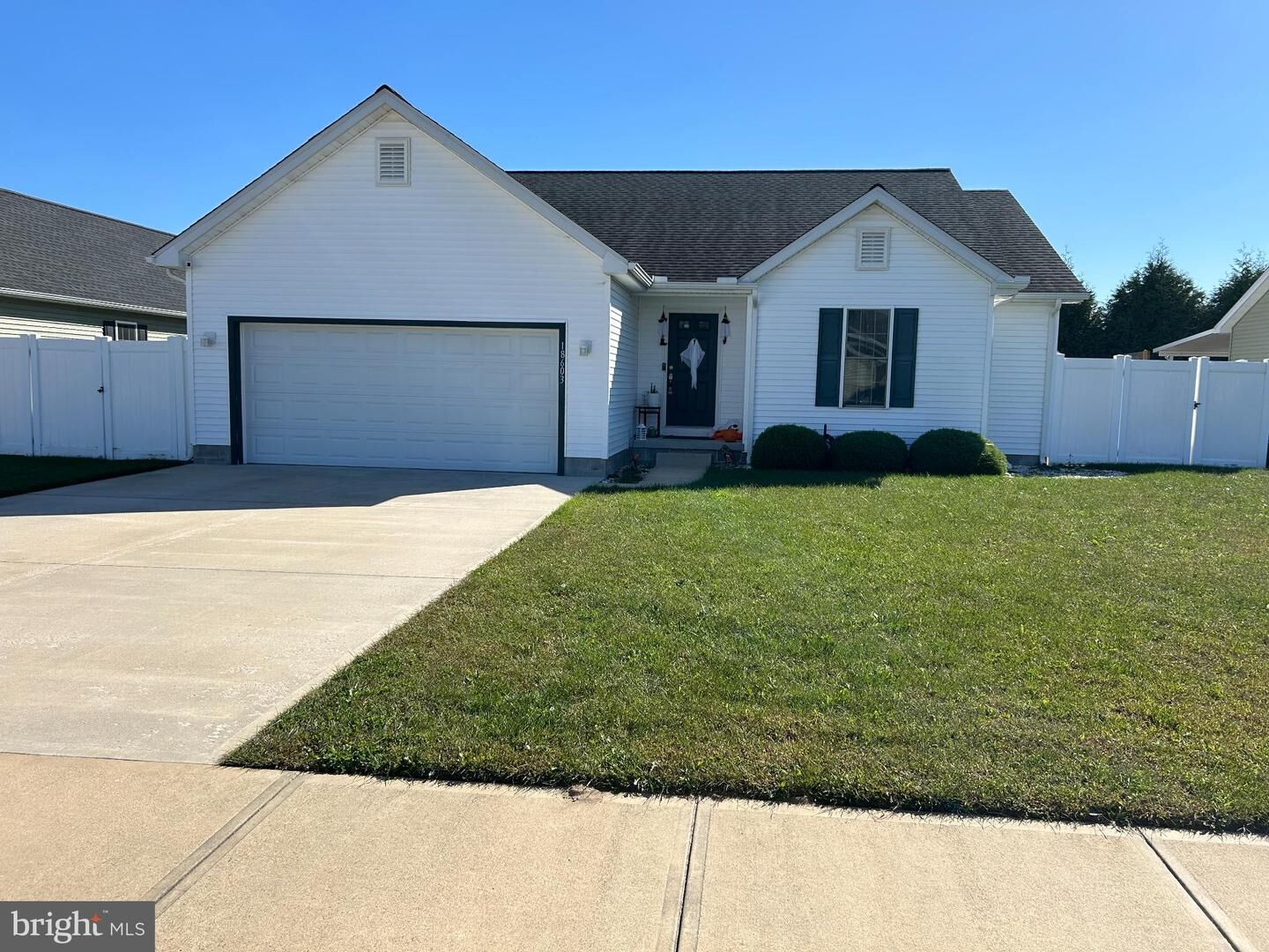 Property Photo:  18603 Eleanor Lane  DE 19963