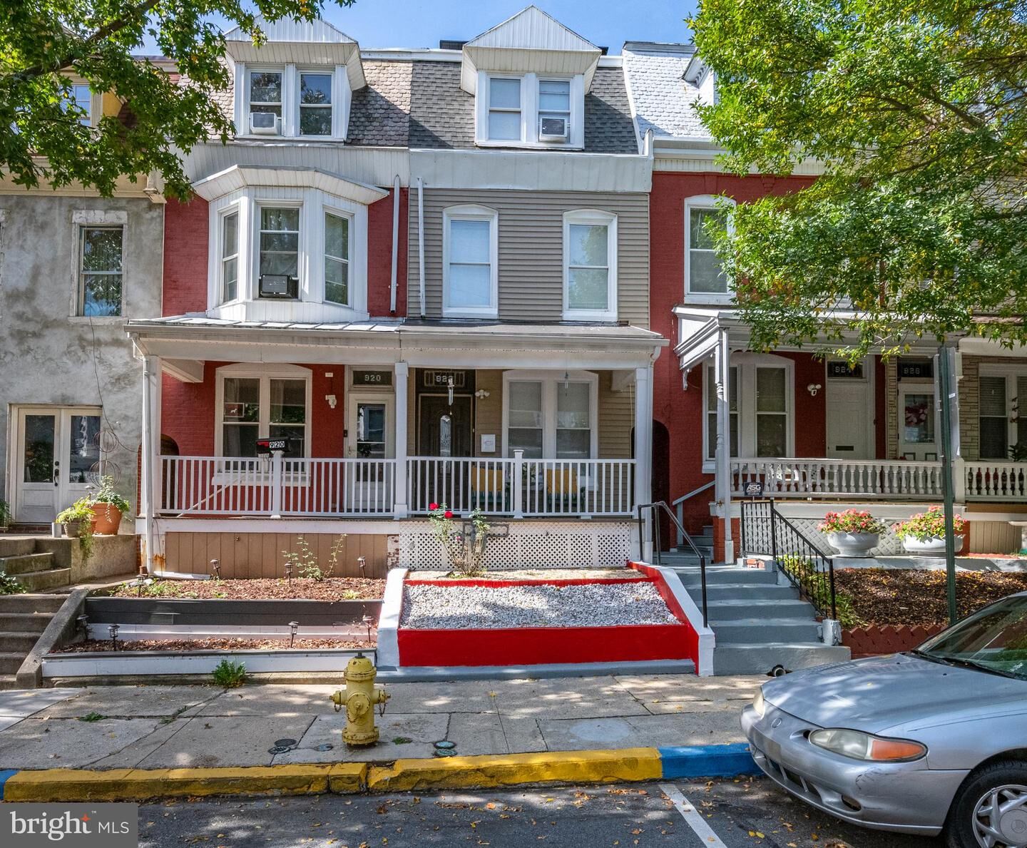 Property Photo:  922 Pear Street  PA 19601 