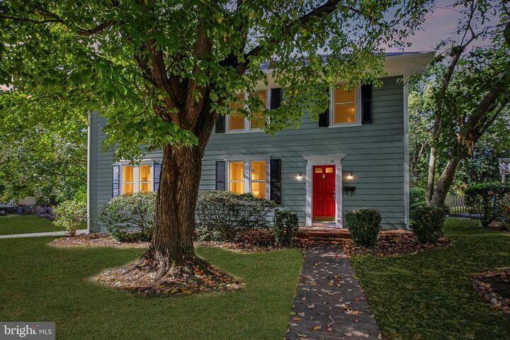 10 Maryland Avenue  Gaithersburg MD 20877 photo