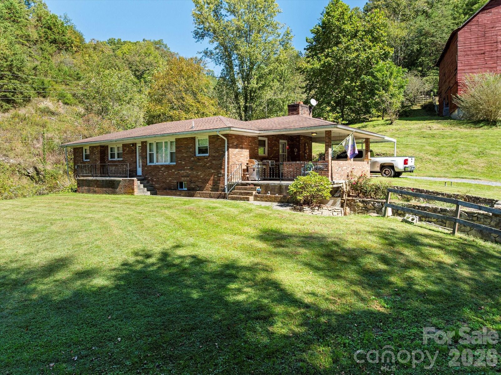 Property Photo:  1623 Ammons Branch Road  NC 28753 