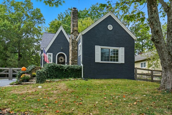 Property Photo: 1419 Beacon Street OH 45230