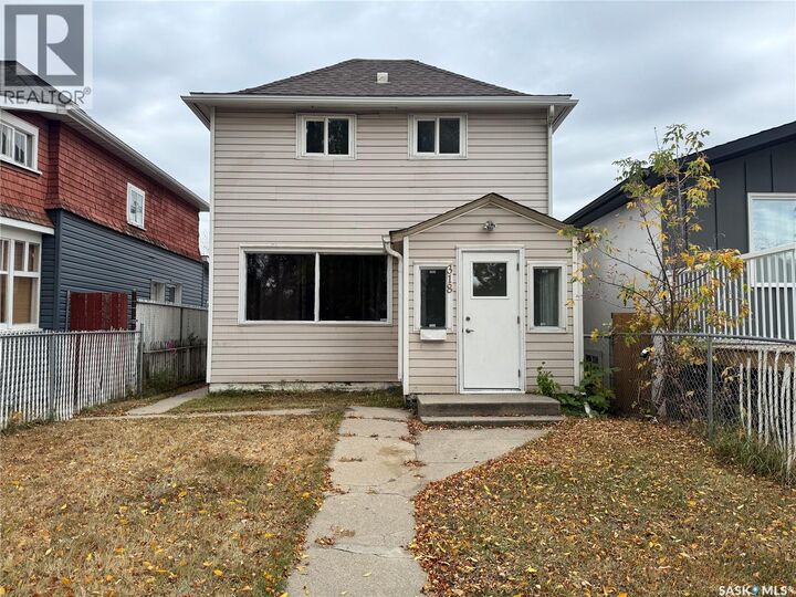 318 H Avenue S  Saskatoon SK S7M 1W3 photo