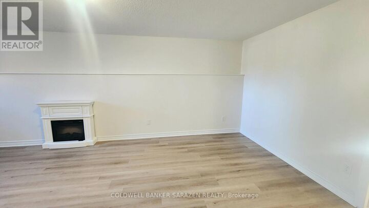 Property Photo:  88 Thomas Street South B  ON K7S 0C8