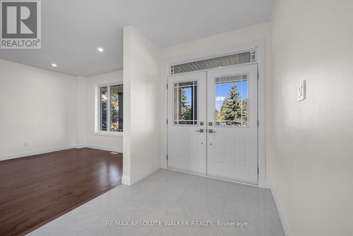Photo de la propriété: 424 Nittany Crescent ON K2J 5P1