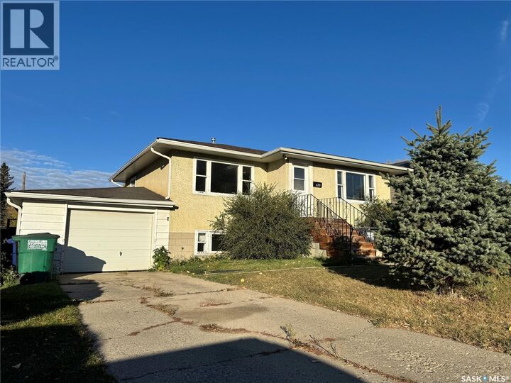 Photo de la propriété: 325 V Avenue S SK S7M 3E4