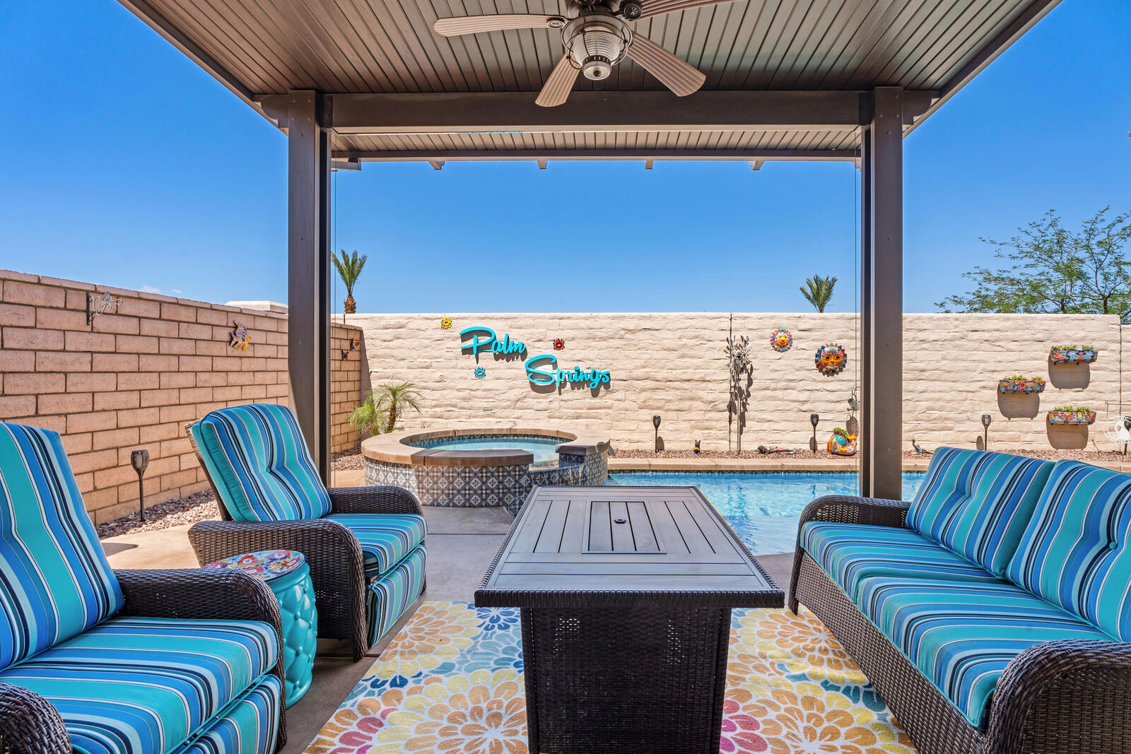 Property Photo: 43875 Treviso Drive CA 92203