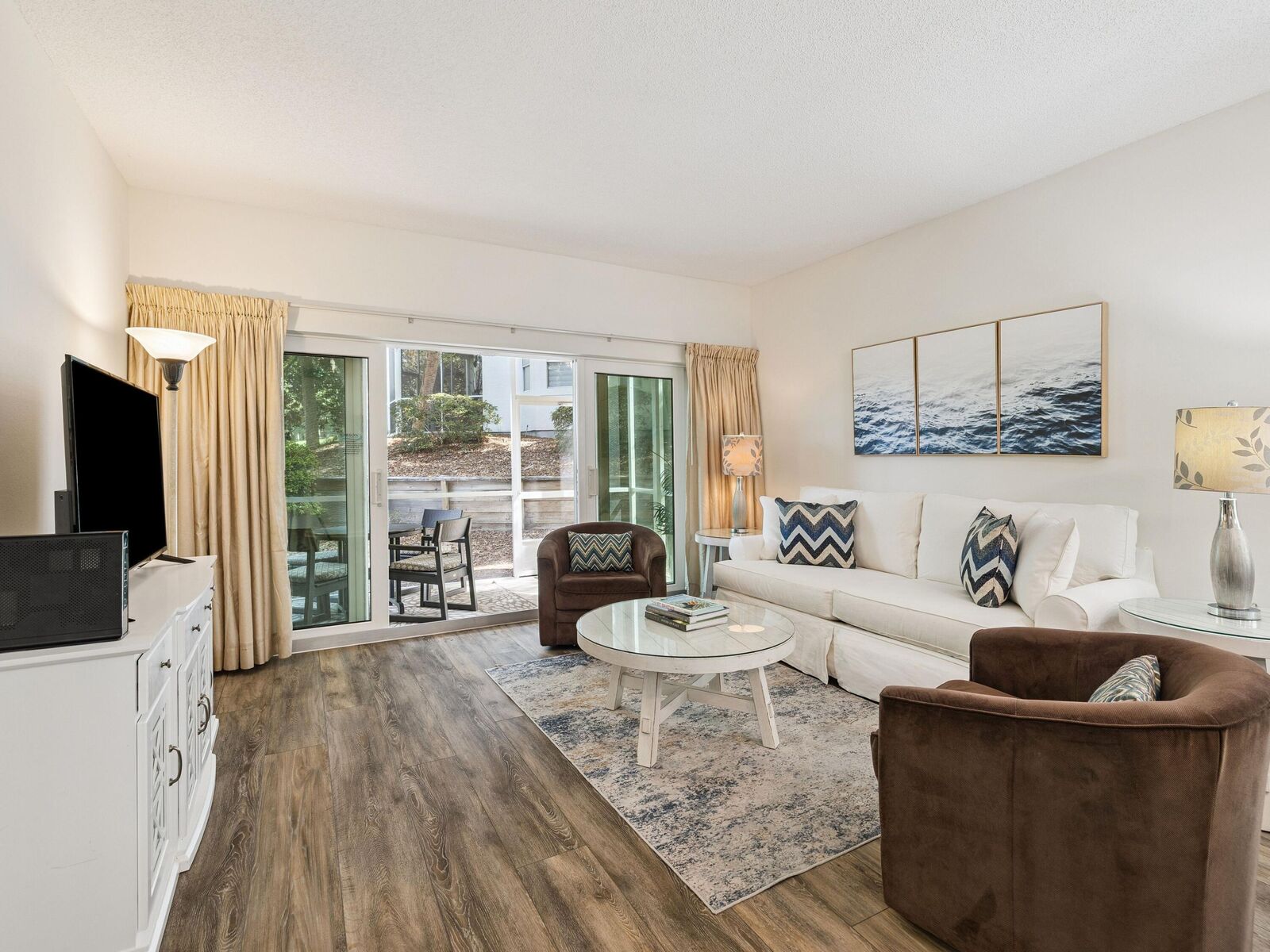 Property Photo:  5246 Tivoli Drive 5246  FL 32550