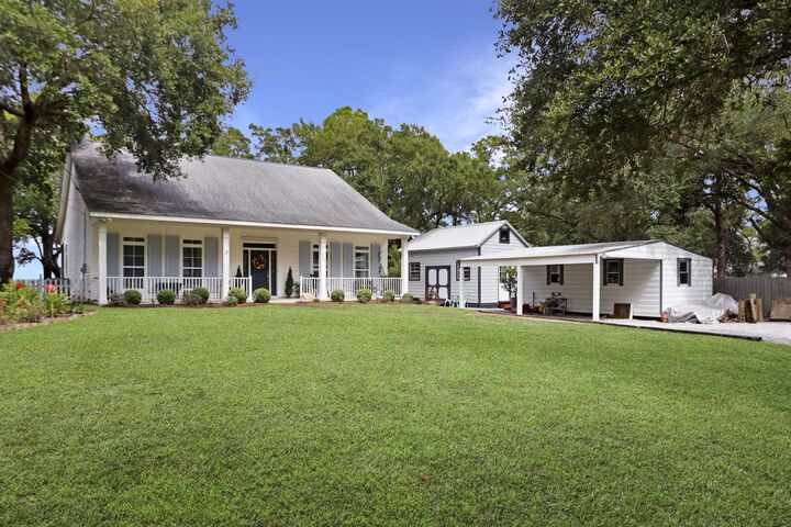 Property Photo: 5884 E Bay Boulevard FL 32563
