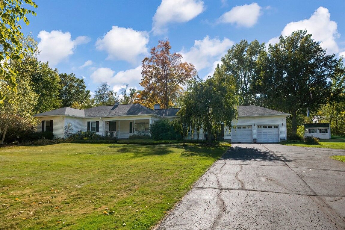Property Photo:  125 Hilltop Road  PA 16412 