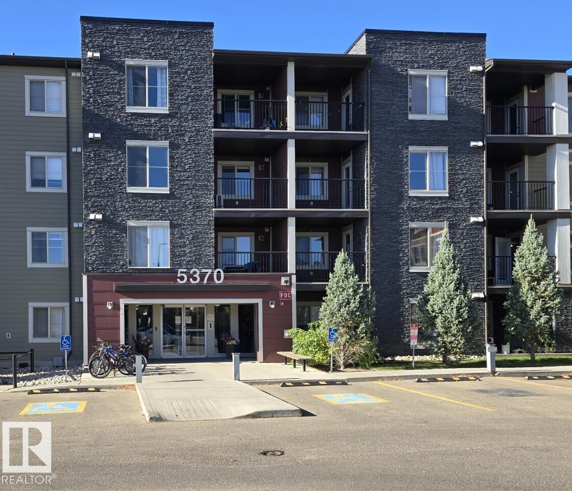 Property Photo: 5370 Chappelle Road SW 404 AB T6W 1A7