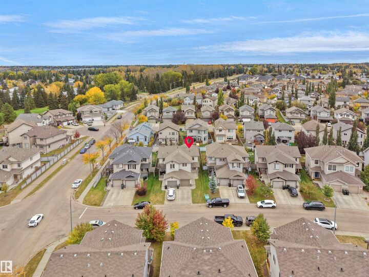 Property Photo:  65 Ashby Gardens  AB T7X 0K1 