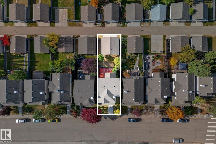 Property Photo:  2626 Taylor Green NW  AB T6R 3N8 