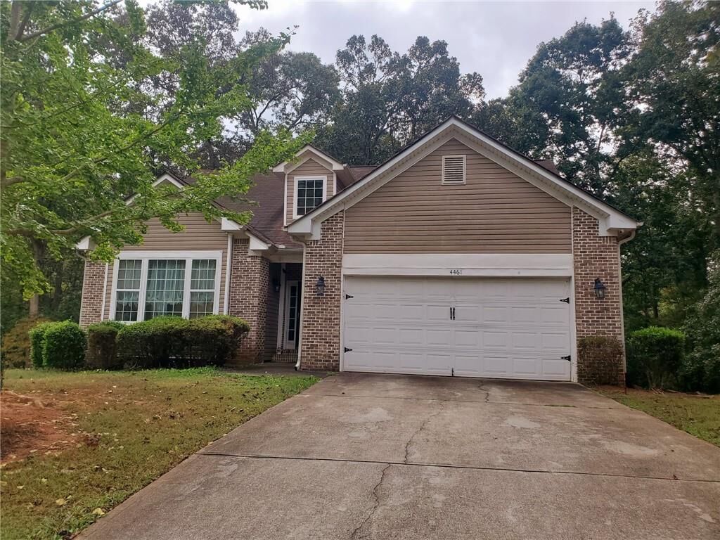 Property Photo: 4461 Dogwood Farms Drive GA 30034