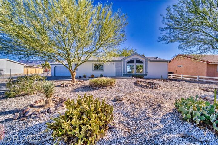 Property Photo: 5421 Genoa Avenue NV 89060