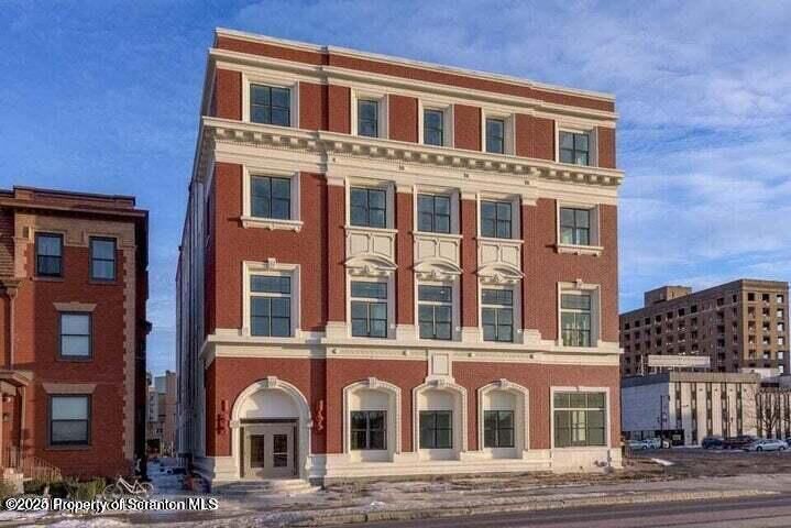 Property Photo:  19 N River 307  PA 18702 