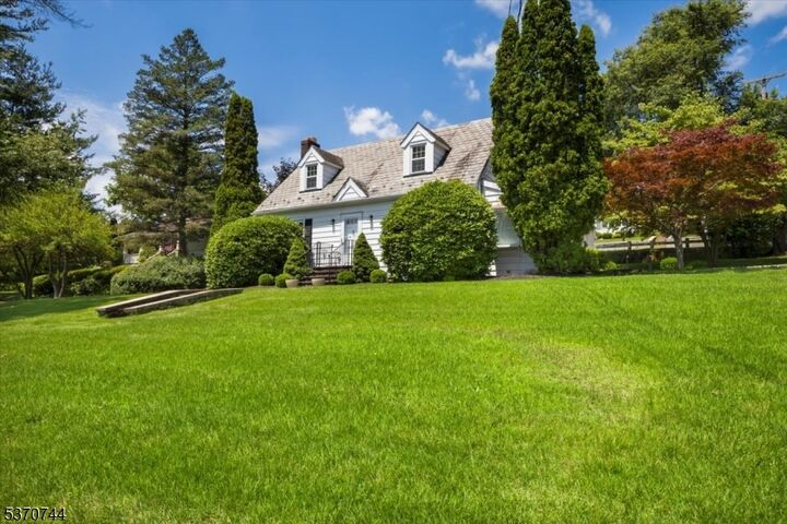 Property Photo:  590 W Main St  NJ 07866 