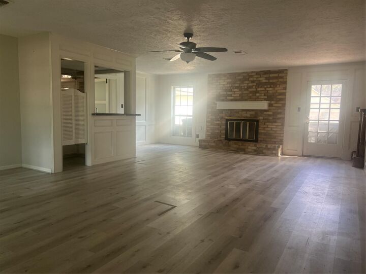 Property Photo: 2918 Hackberry Lane TX 77493