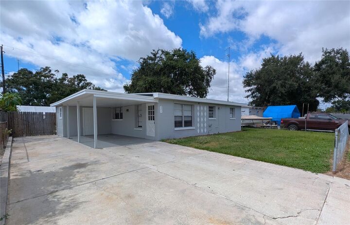 Property Photo: 3211 Clifford Sample Drive FL 33619