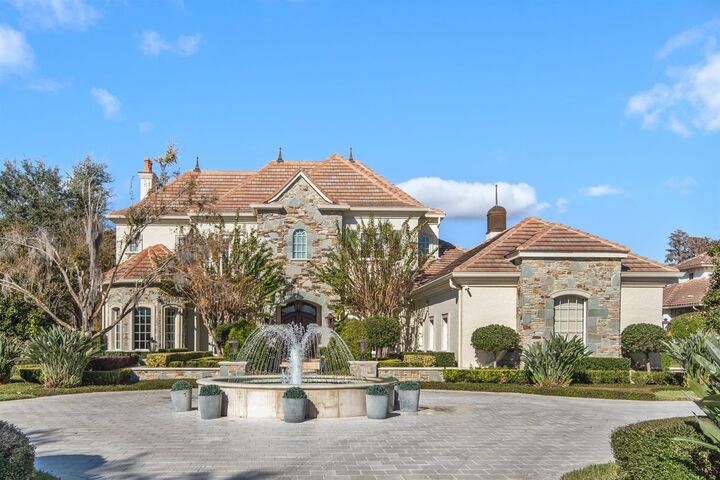 Property Photo: 9349 Tibet Pointe Circle FL 34786