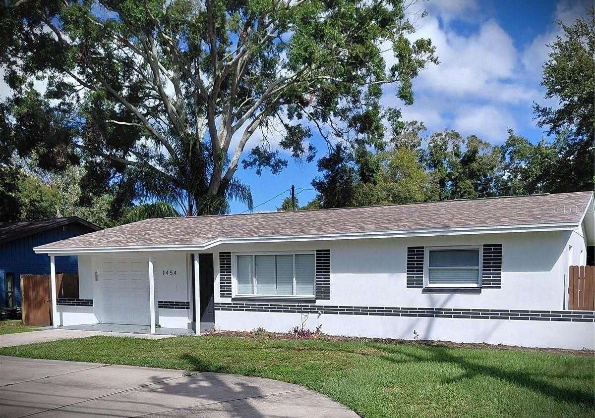 Property Photo: 1484 Michigan Boulevard FL 34698