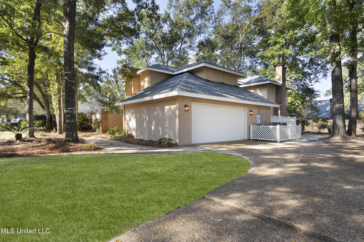 Property Photo: 6 Pine Haven Street MS 39503