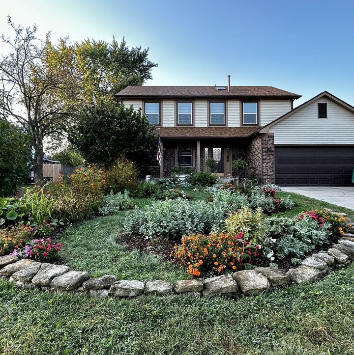 Property Photo: 6937 Mapleton Court IN 46214