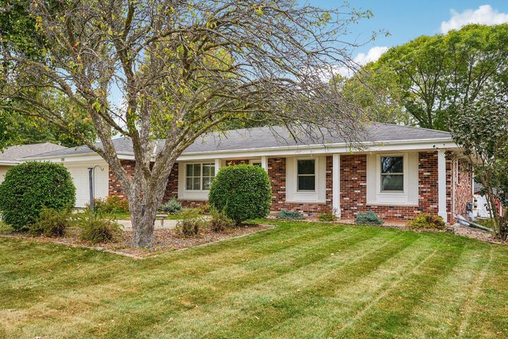 920 5th Ave  Grafton WI 53024 photo