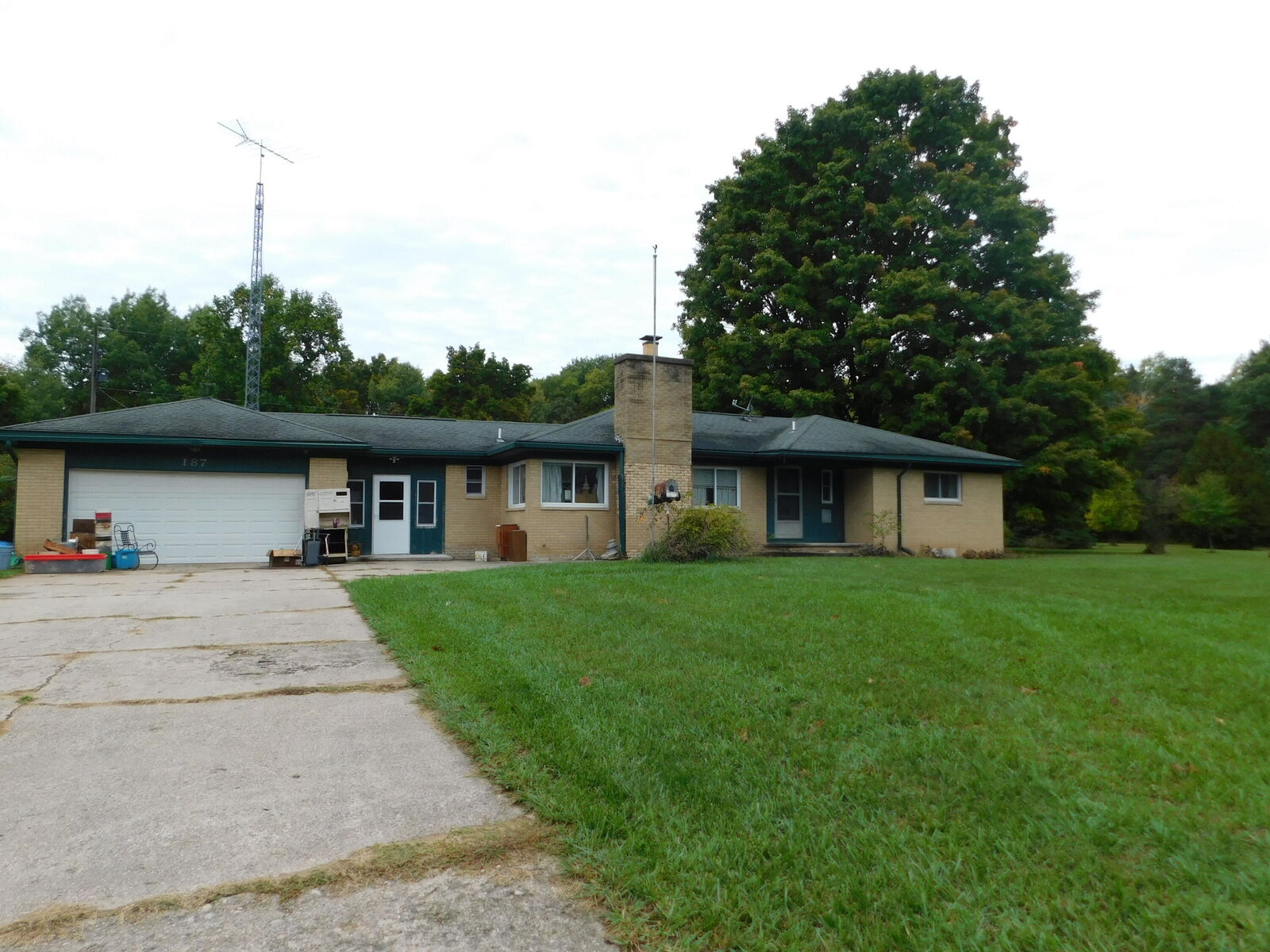 Property Photo:  187 Behler Road  MI 49451