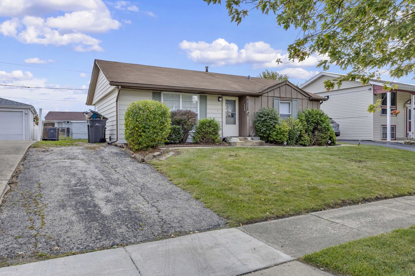 Property Photo: 16231 92nd Avenue IL 60487