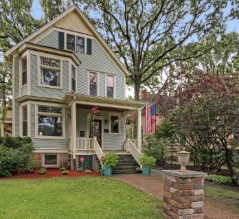 1241 Maple Avenue  Wilmette IL 60091 photo