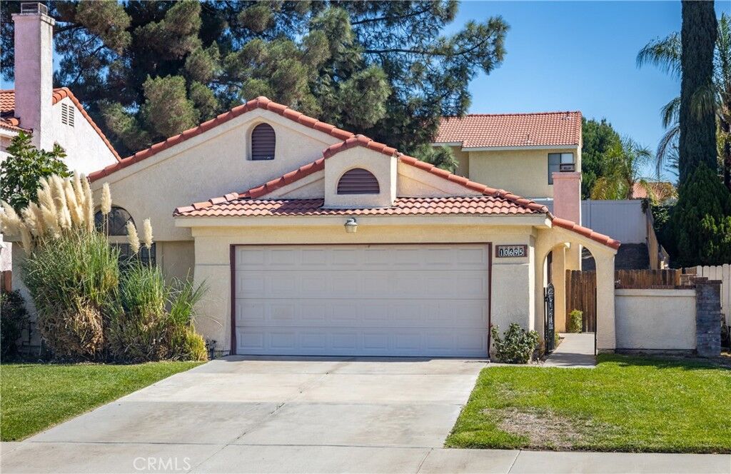 Property Photo:  10695 Jasper Avenue  CA 92374 