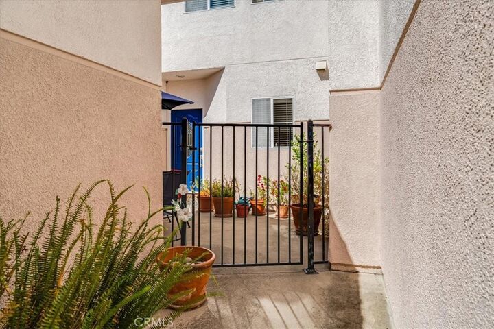 Property Photo:  1272 Manzanita Way  CA 93401 
